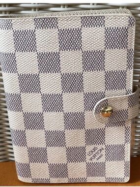 Louis Vuitton Cream Textured Leather Interior Card Holder